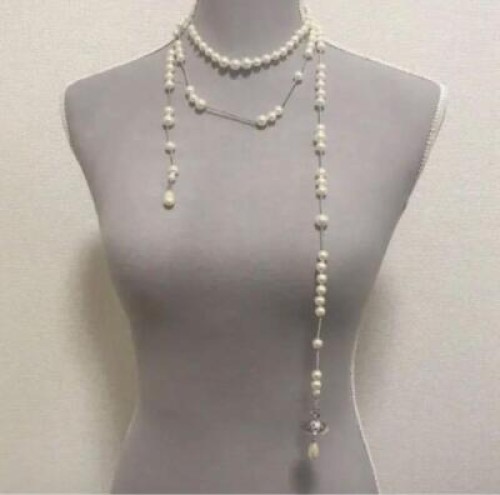 Vivienne westwood broken pearl - vivienne,