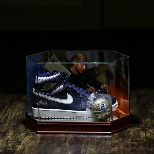 Nike air jordan retro - air,