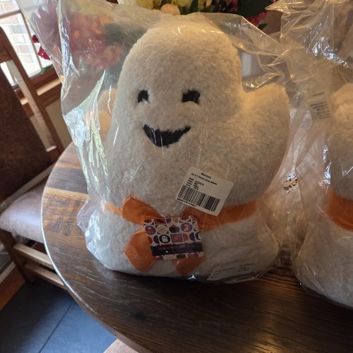 Novogratz ghost shaped - ⭐️,