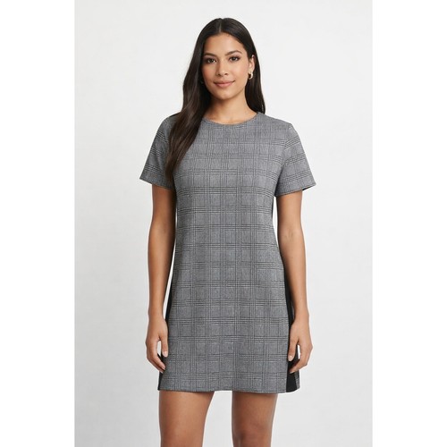 One clothing dress - one,