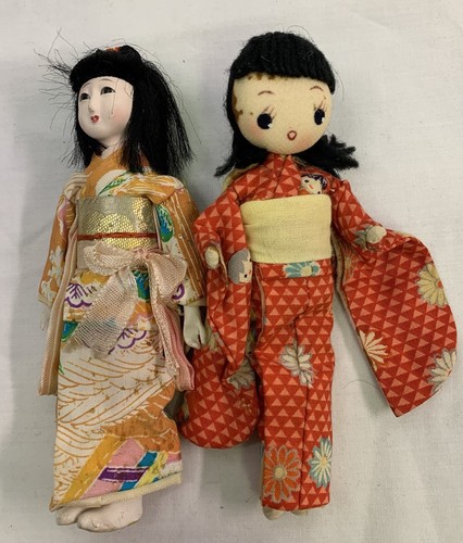 Small japanese doll lot - japanese,