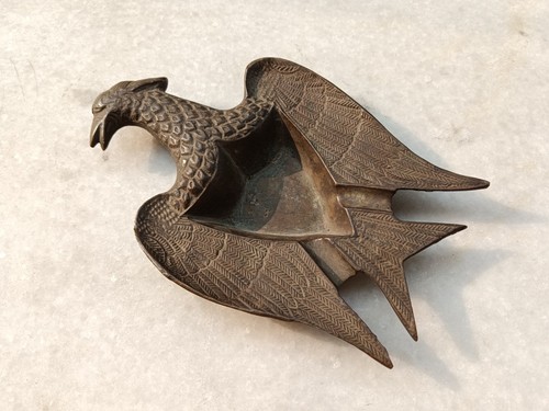 Eagle vintage art ashtray - eagle,