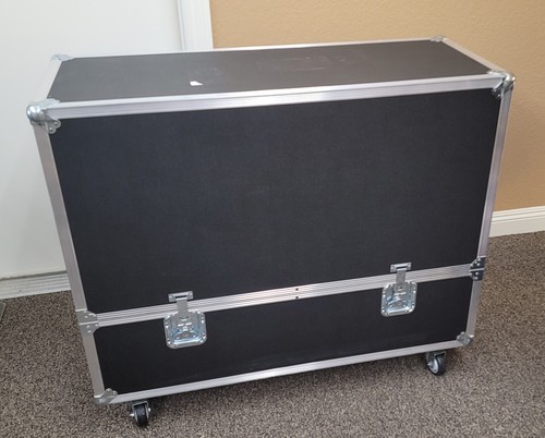 Utility case trunk tour - trunk,  tour