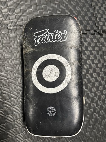 Fairtex curved muay thai - fairtex,