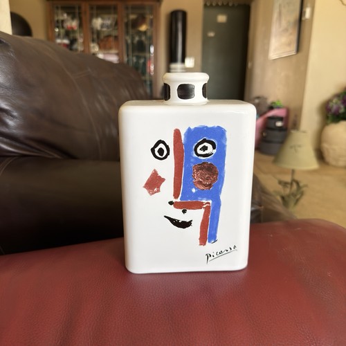 Picasso living face - 1963, 8”