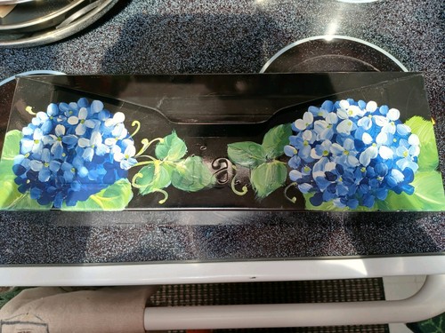 Vintage metal hand painted - vintage,