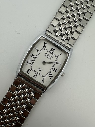 White dial vintage seiko - vintage, slim