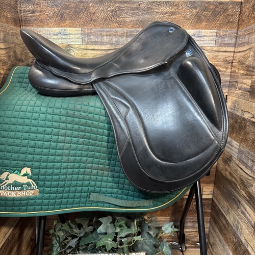 Stubben centurion dressage - 18",