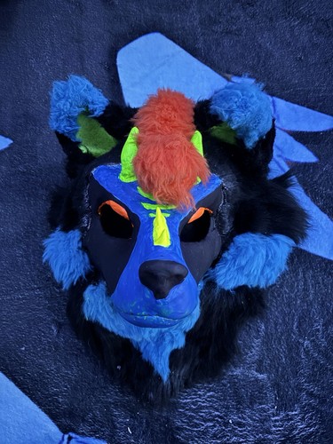 Fursuit painted dino - painted, mask