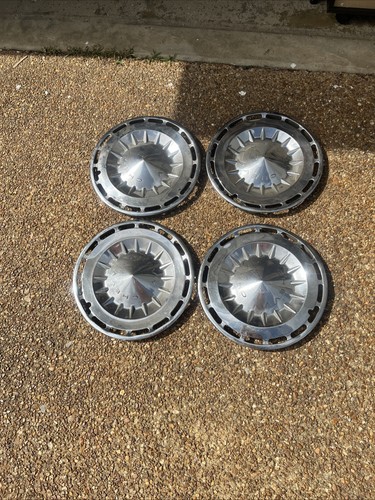 1962 chevy nova hubcaps - 1962-65,