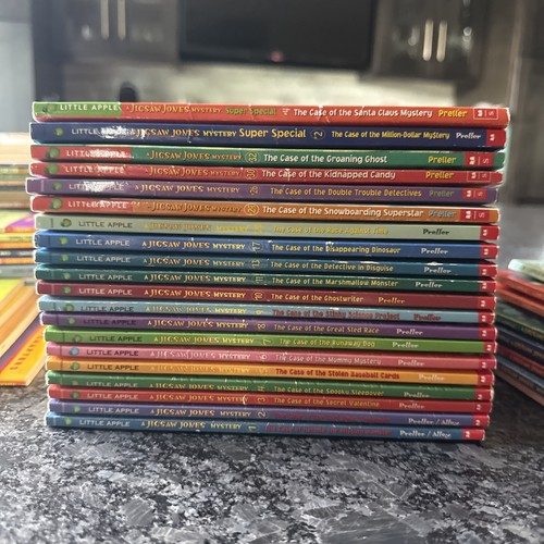Lot jigsaw jones - lot, of