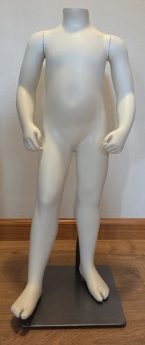 Toddler mannequin size 2t - 30",
