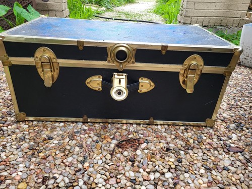 Vintage black foot locker - foot,