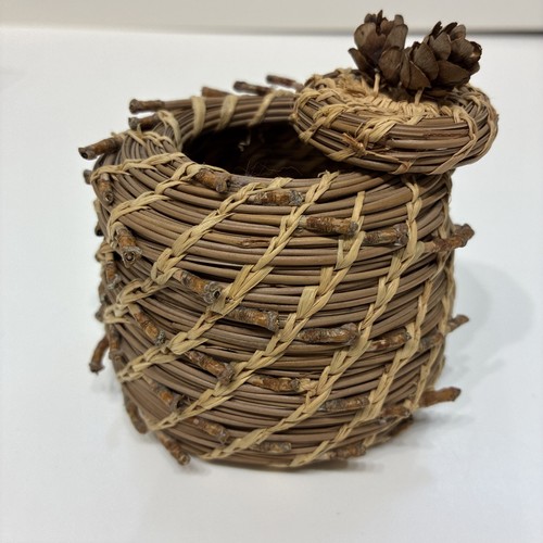 Handmade pine needle woven - pine,