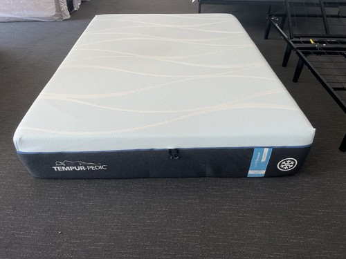 Tempurpedic luxebreeze soft - tempurpedic,
