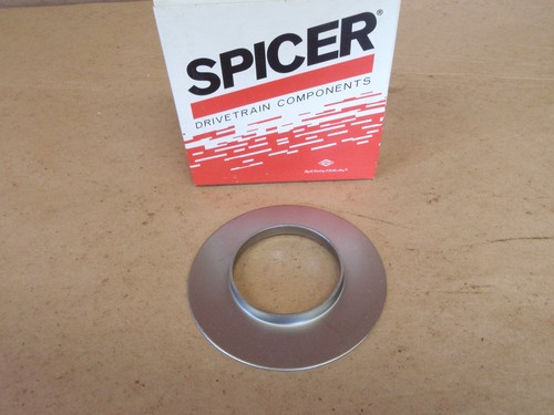 Outer axle yoke - outer, shaft