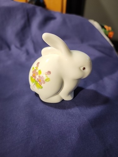Fenton bunny rabbit hand - fenton,