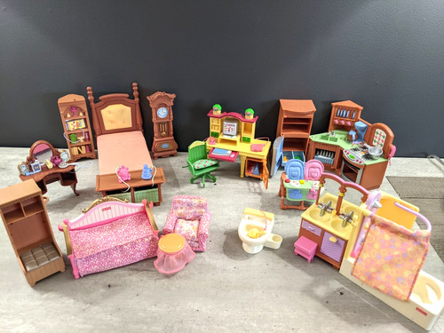 Loving family doll house - loving,