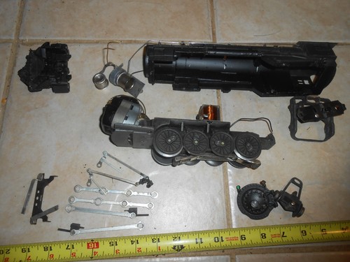 Lionel 736 engine - o-27,