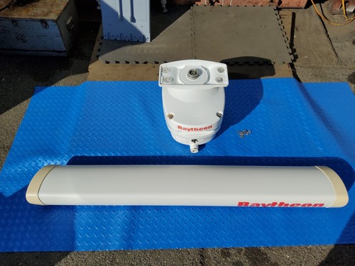 Raytheon open array radar - open,