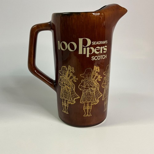 Seagram 100 pipers scotch - seagram's,