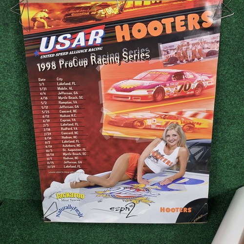 Vintage usar hooters girl - hooters,