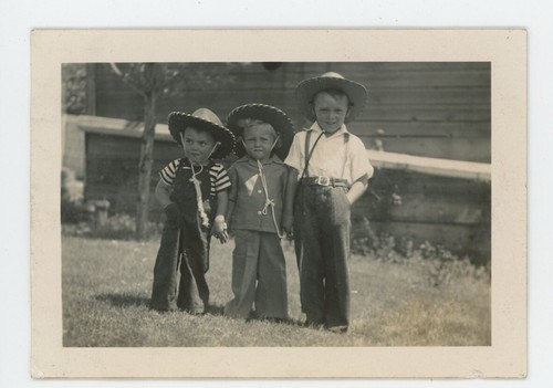 Vintage photo trio little - trio,