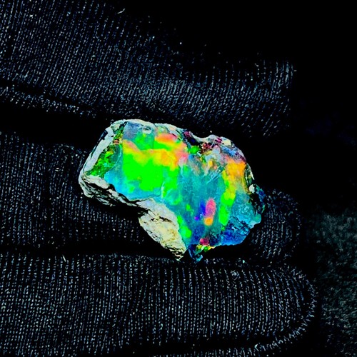Black ethiopian opal - 10,