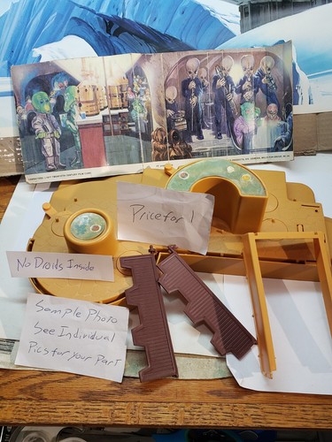 Cantina parts cardboard door