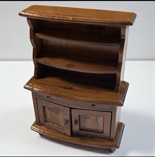 Scale dollhouse welsh - 1:12,
