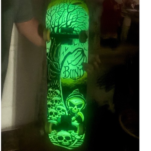 Blind glow the dark - blind, in
