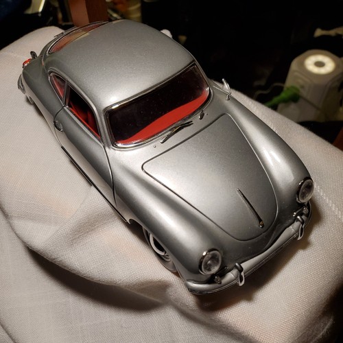 Sstar scale porsche - 1/18,