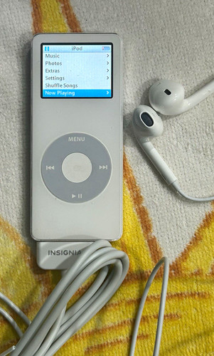 Apple ipod nano 1st - apple, generation