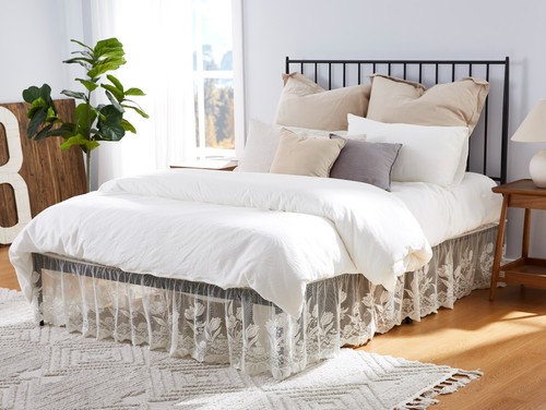 Warm home designs lace bed - warm,