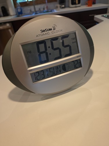 Skyscan atomic wall clock - skyscan,