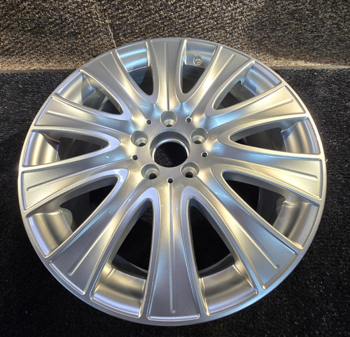 Mercedes benz silver - (qty, 1)