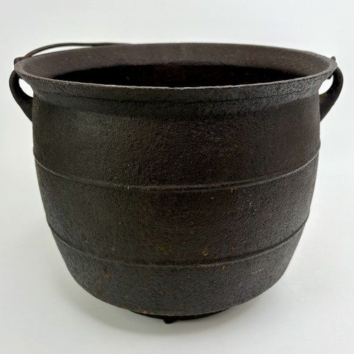 1800s cast iron bean pot - cast, gypsy