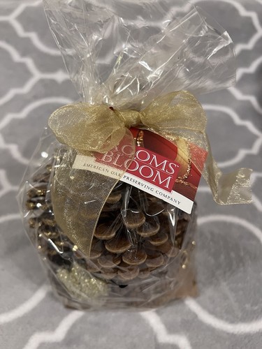 Cinnamon scented pine cones - scented,