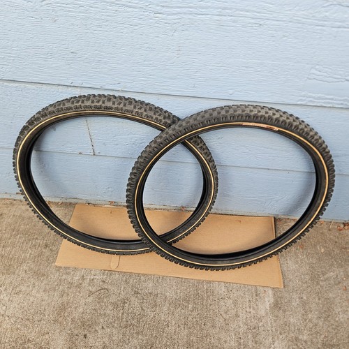 Pair vintage - of,