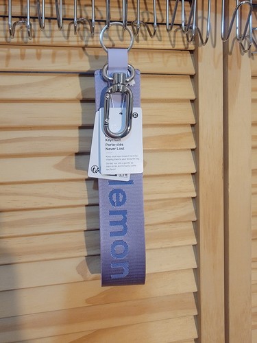 Lululemon never lost - lost, keychain
