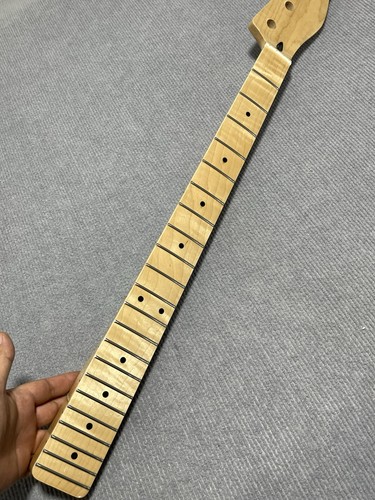 Inch short scale bass - scale,