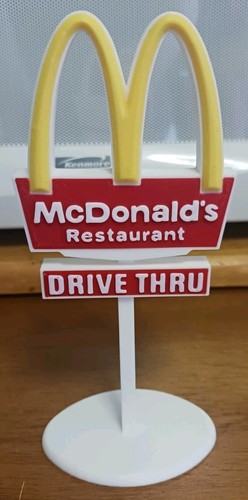 Mcdonalds sign printed - mcdonalds, 3d