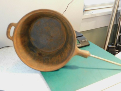 Handled cast iron lead