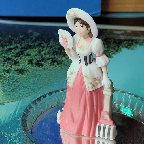 Doll mrs albee - albee,
