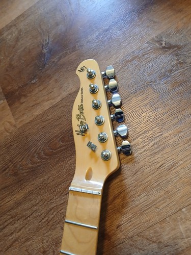 Reverse headstock style - headstock, t