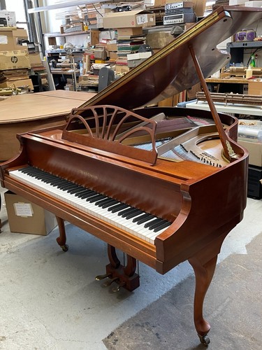 Baldwin baby grand piano - baby,