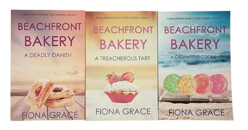 Beachfront bakery book set - a,