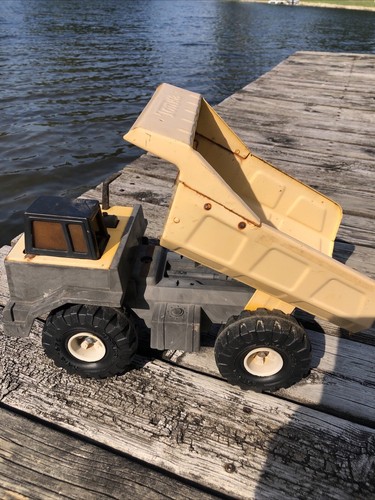 Tonka mighty 768 - tonka, metal