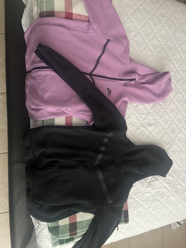 Two nike tech fleece hoodie - nike,