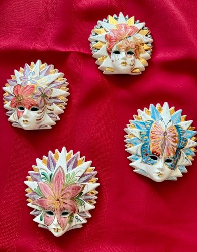 Lot vintage hand - of, 4